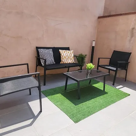 Providence Terrasse Privee - Proche Gare Sncf